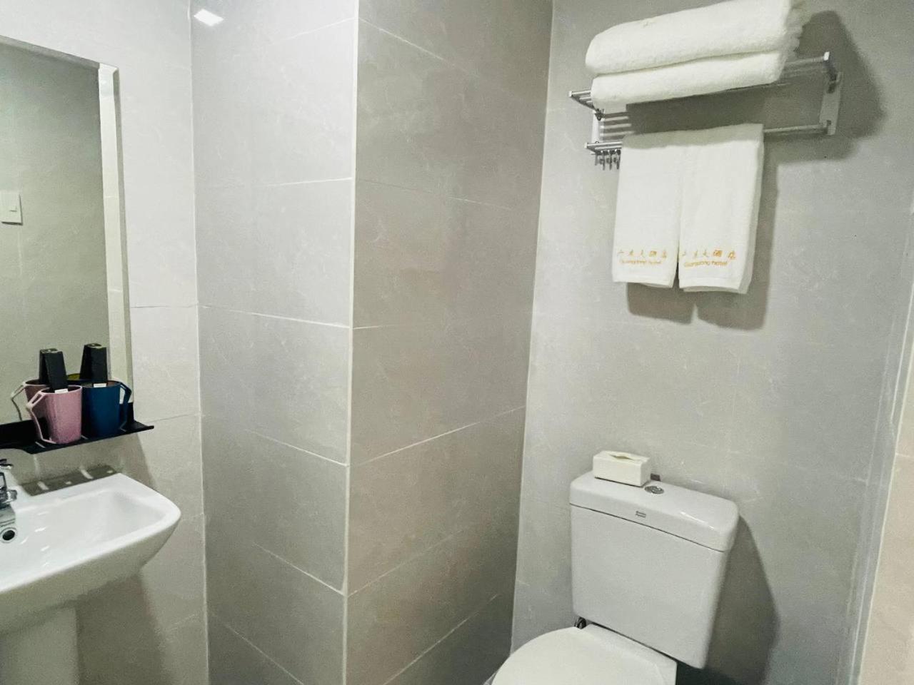 Guangdon Business Hotel-near Mall Of Asia, Smx & World Trade Center Manila