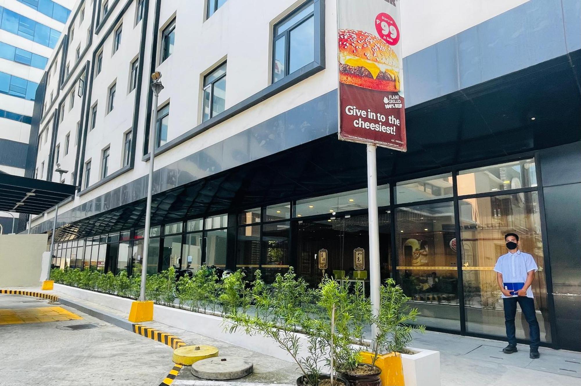 Hotel Guangdon Business Hotel-near Mall Of Asia, Smx & World Trade Center 3*